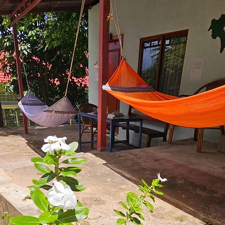 The Small Guest House Kaoh Touch 외부 사진