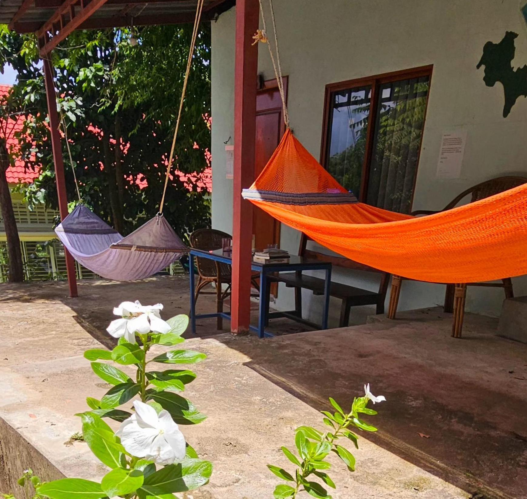 The Small Guest House Kaoh Touch 외부 사진
